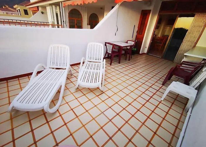 Primavera Heated Swimming Pool