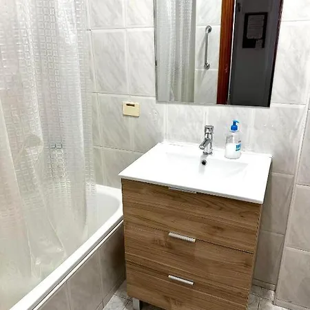 Primavera Heated Swimming Pool *