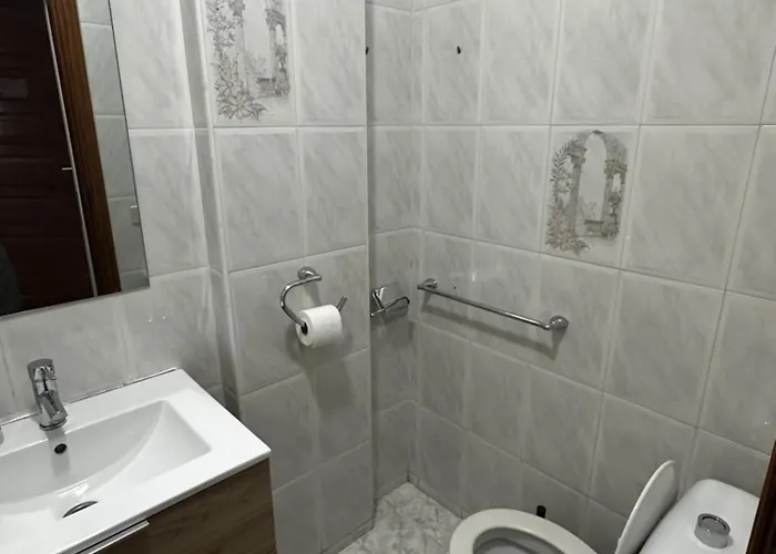 Primavera Heated Swimming Pool * Playa de las Americas (Tenerife)